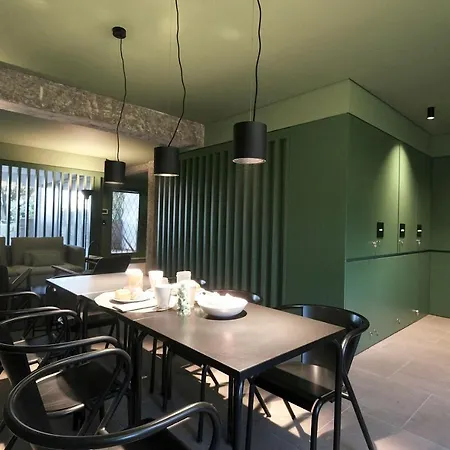 Oporto Coliving Circunvalação 13250 3* Senhora da Hora