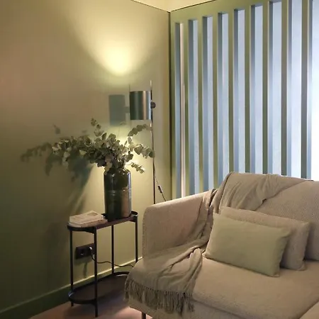 Casa de hóspedes Oporto Coliving Circunvalação 13250 3*