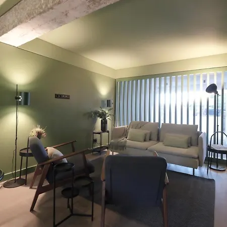 Casa de hóspedes Oporto Coliving Circunvalação 13250 3*