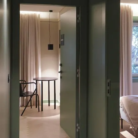 Gæstehus Oporto Coliving Circunvalacao 13250 3*