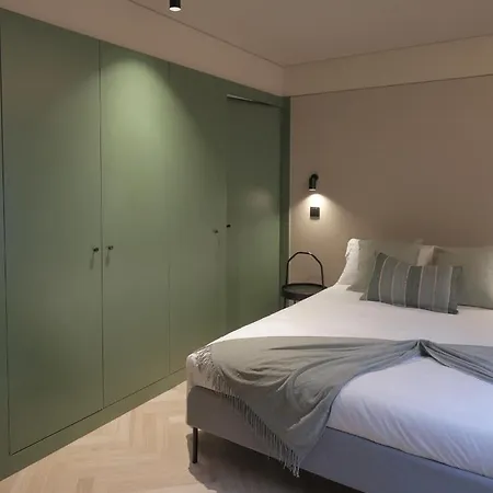 Casa de hóspedes Oporto Coliving Circunvalação 13250 3*