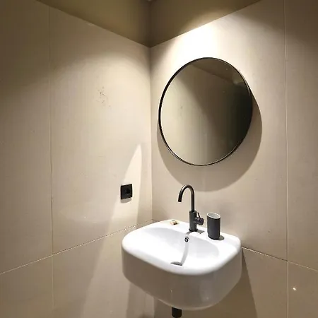 Guest house Oporto Coliving Circunvalacao 13250 Senhora da Hora
