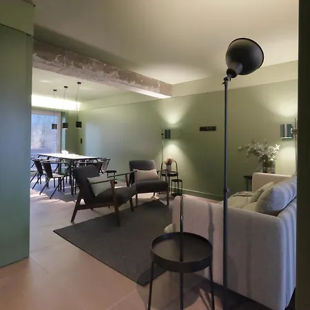 Oporto Coliving Circunvalacao 13250 3*