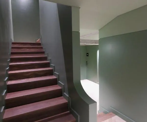 Oporto Coliving Circunvalacao 13250 3*