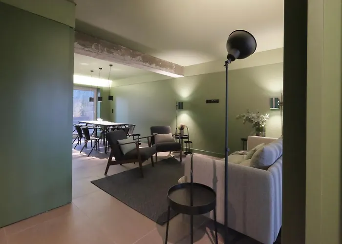 Oporto Coliving Circunvalacao 13250 3*